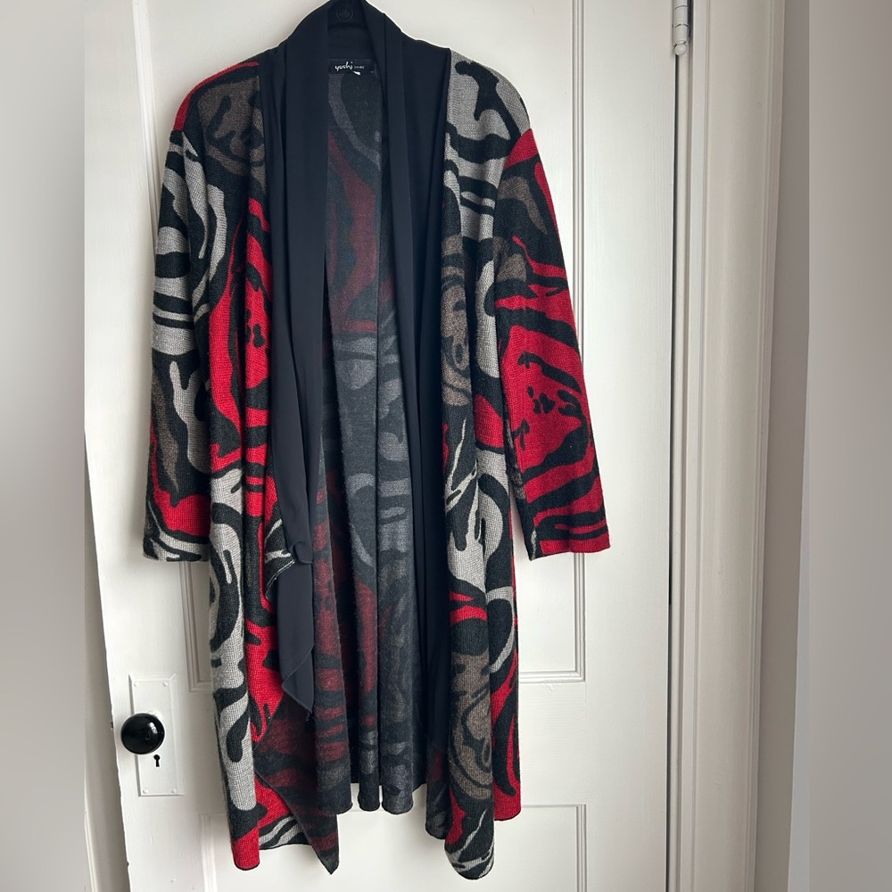 Yushi Red and Black Women's Longline Sweater, Large